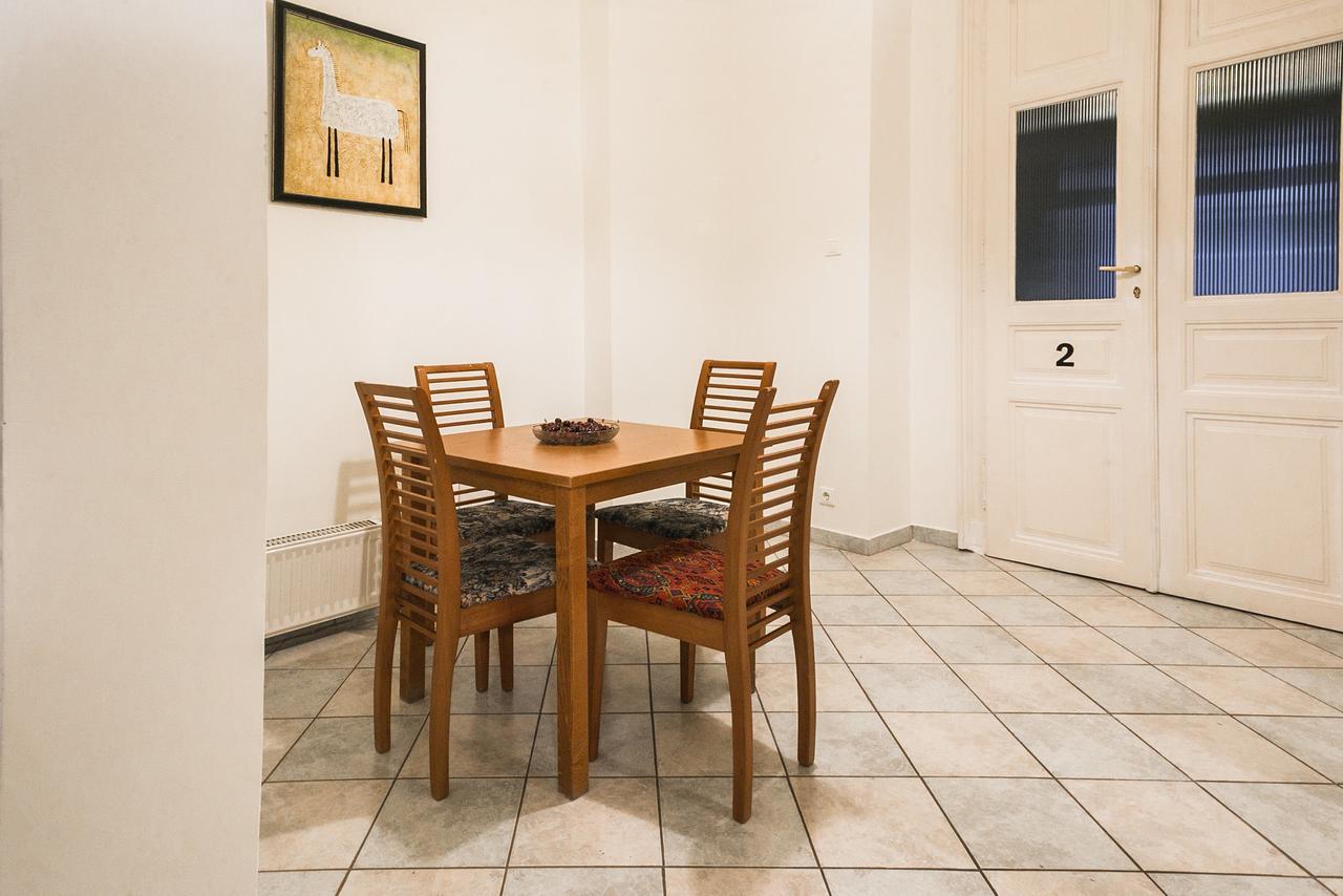 Ozone Private Rooms Budapest Exterior photo